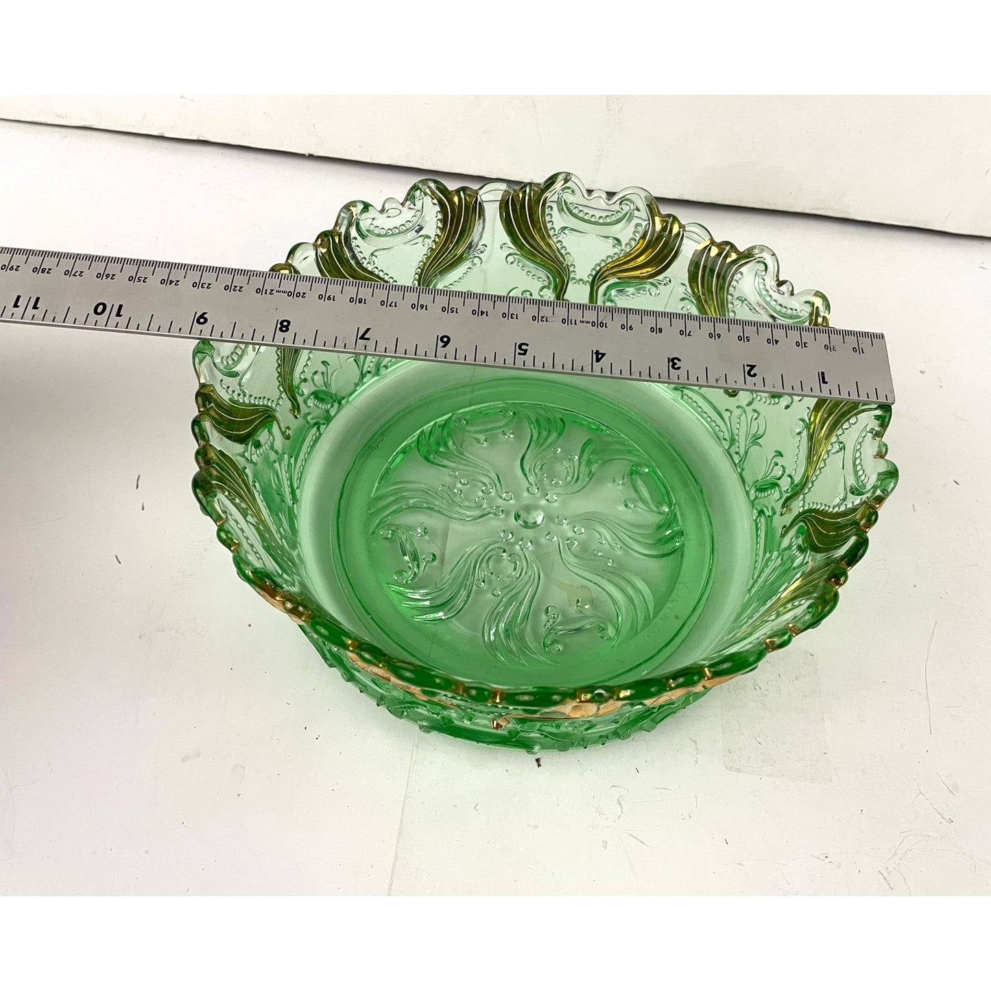 VTG Idyll Pattern Jefferson Pressed Glass Bowl Green Gold Accent