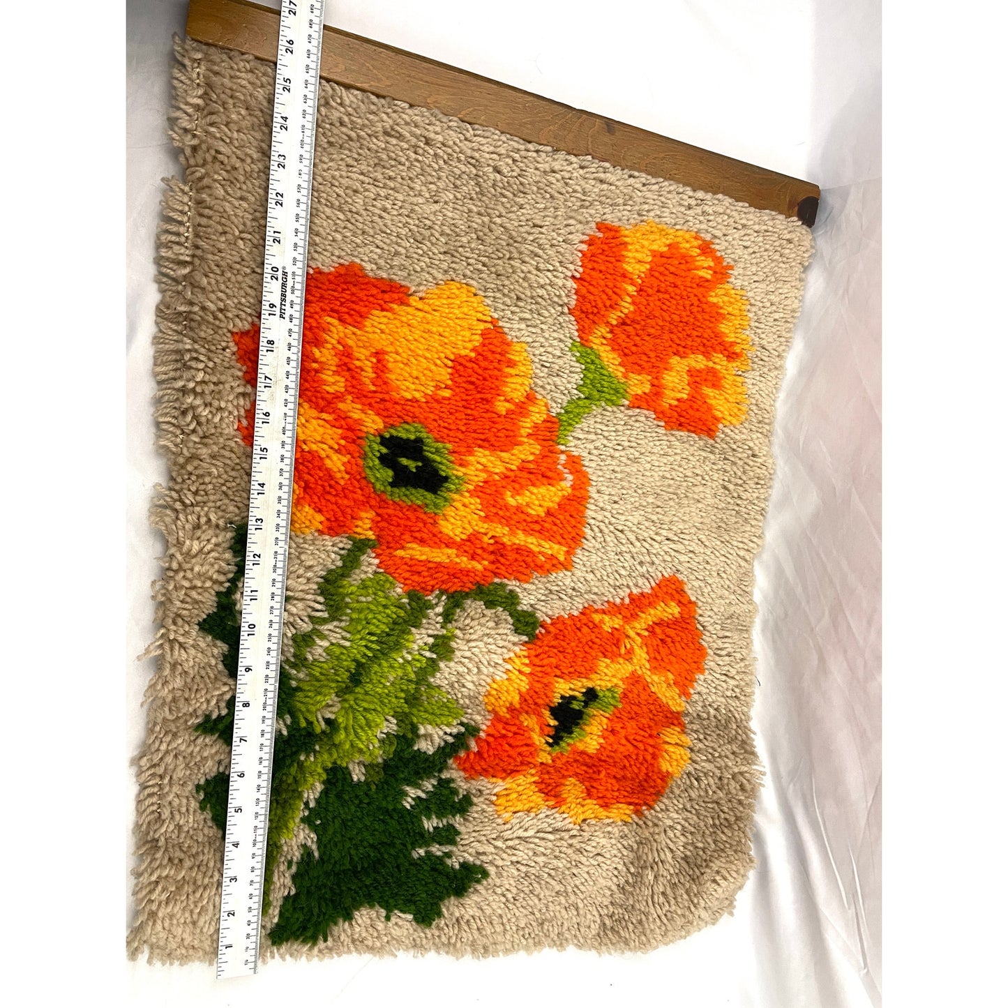 VTG Latch Hook Rug Wall Hanging Artwork Orange Poppies Flowers 21"x27" Handmade