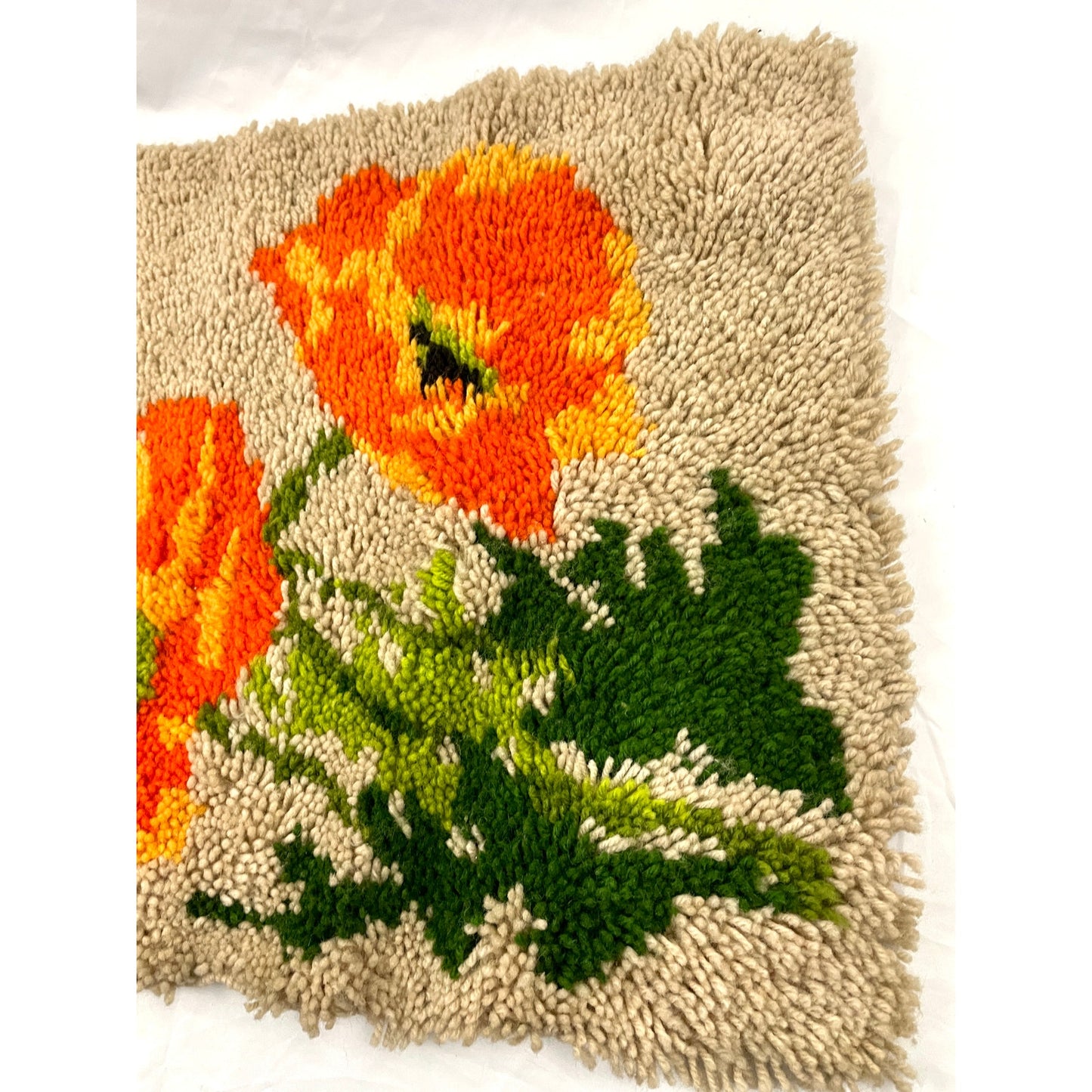 VTG Orange Poppies Latch Hook Rug Wall Hanging Artwork Flowers 19"x26" Handmade