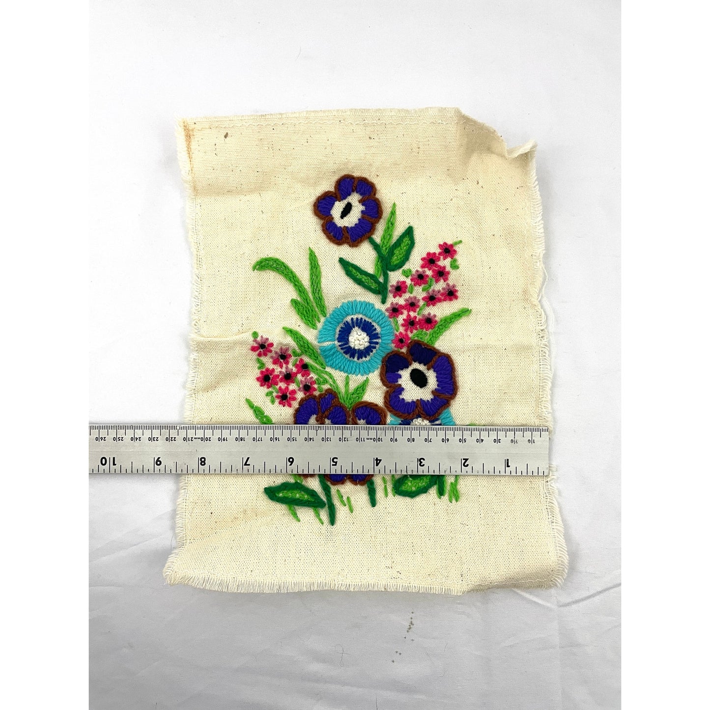 VTG Crewel Floral 70s Needlecraft Hand Embroidered Wall Art 8.5"x11.5" No frame