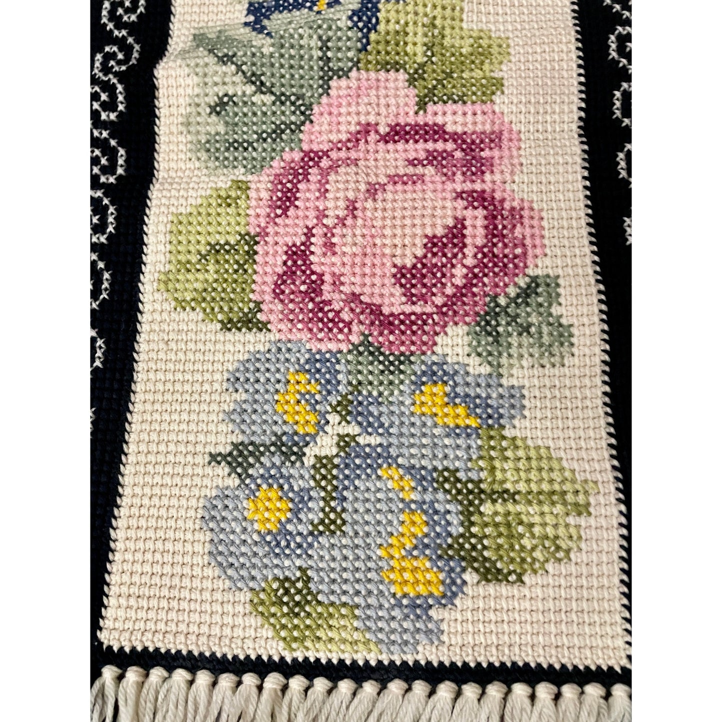 VTG Hand Knitted Blanket Throw Pansy Roses Morning Glory Flowers  60" x 74"