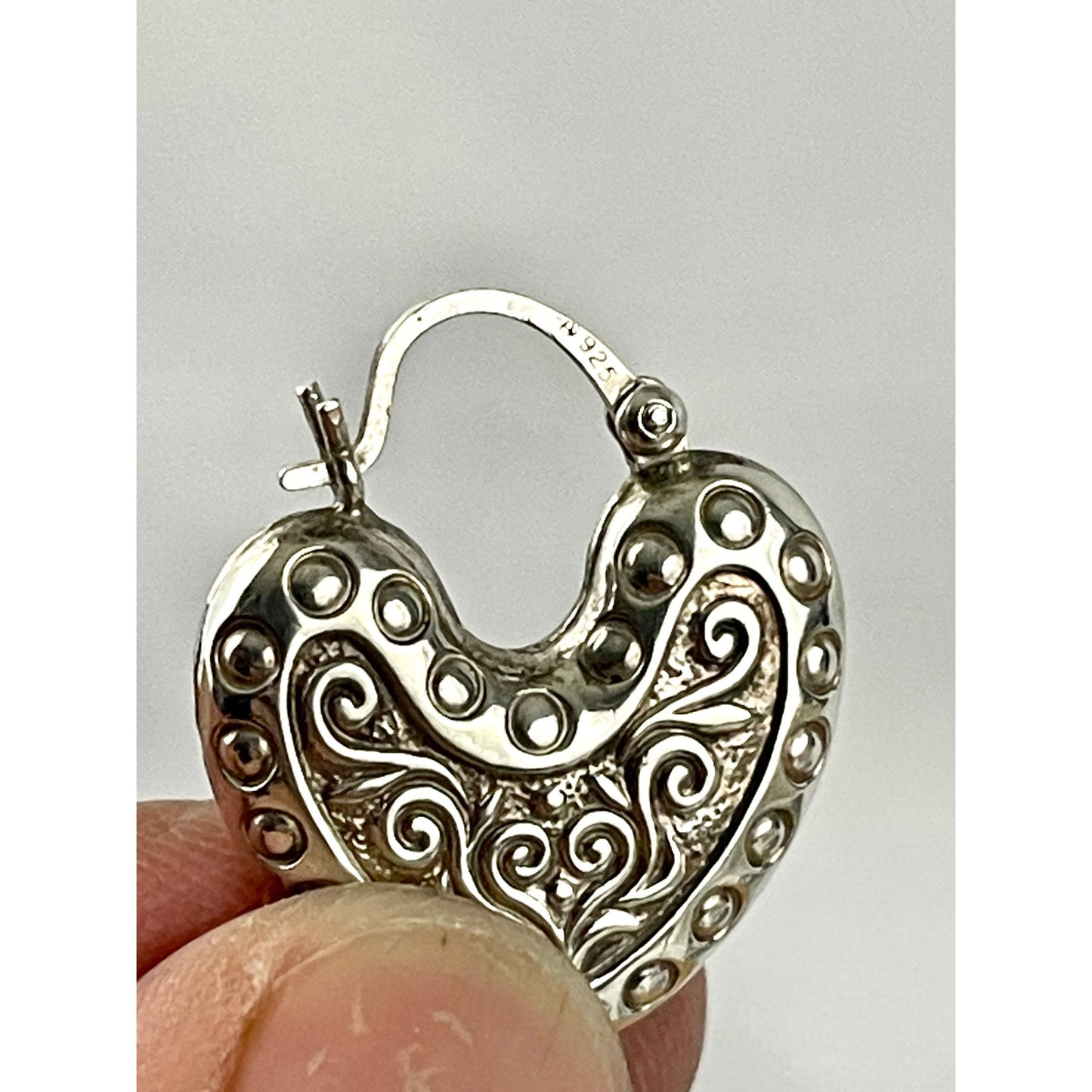 VTG Puffy Textured Heart Hoop Earrings 925 Sterling Silver 1990's