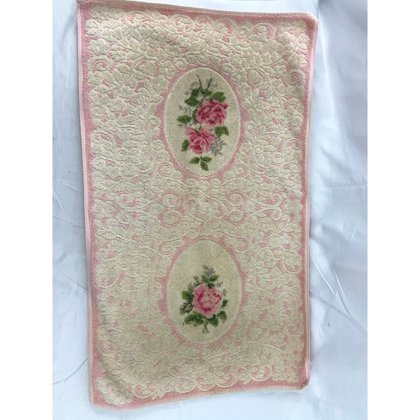 Copied - VTG Lot 4 Retro Floral Pink Hand Towels Canon 60s 70s Fringe Reversible