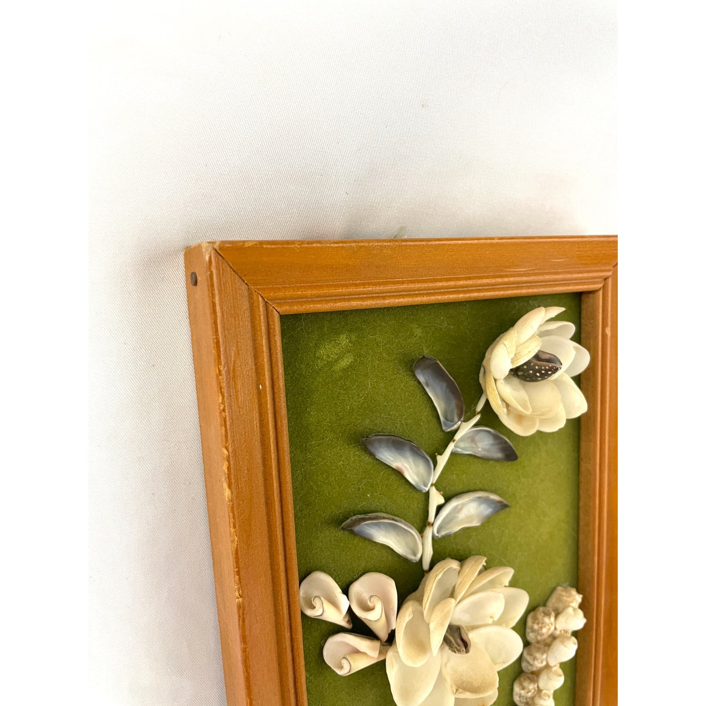 VTG Natural Handmade Small Seashells Shell Floral Framed 5"x11" Philippines 70s