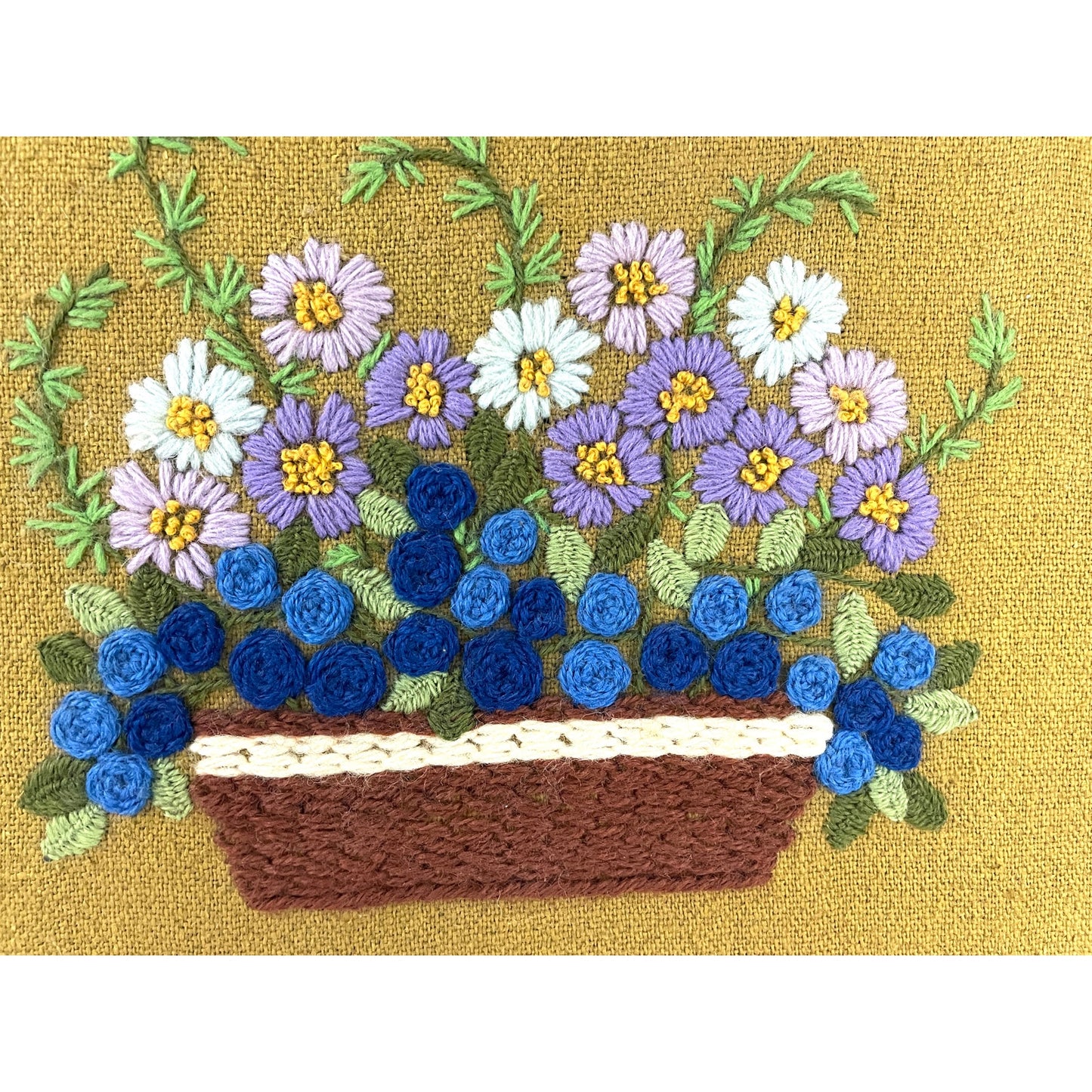 VTG Crewel Embroidery Floral Framed 70's Finished Fiber Wall Art 16"X14" MCM