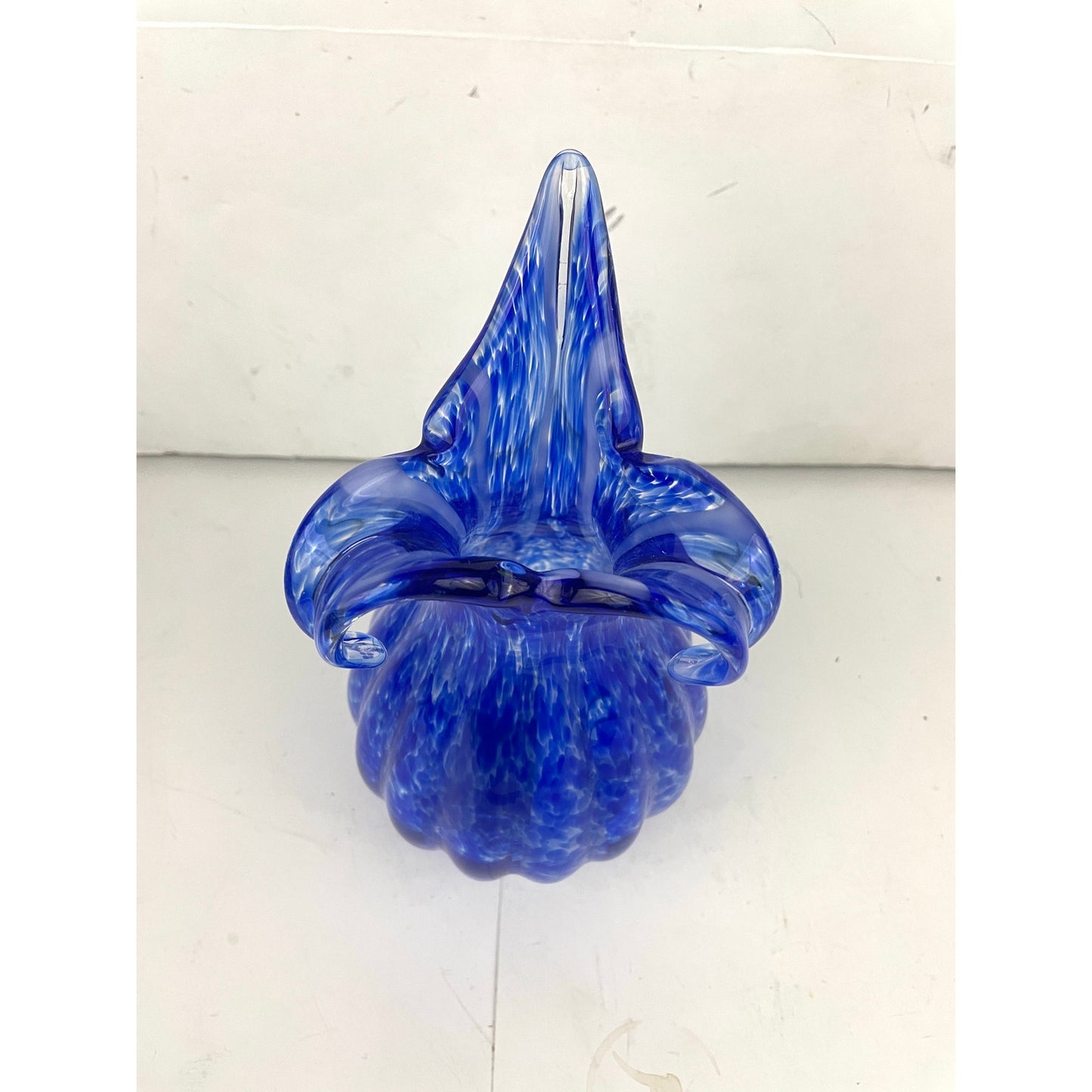 VTG Blue Murano Glass Vase Spotted Ribbed Vase 8.5" Tall Three Petal Floral MCM