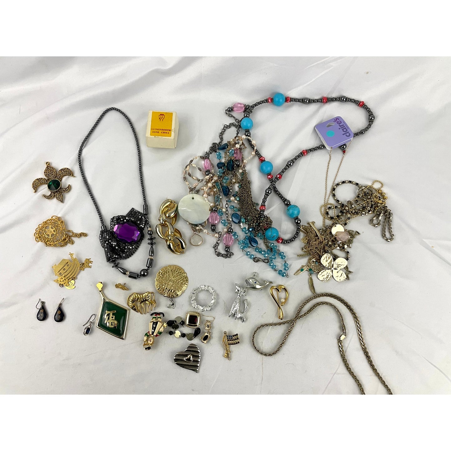 60+ PC Jewelry Necklace Earrings Brooch Pins Assorted Bulk Lot Almost 2LB