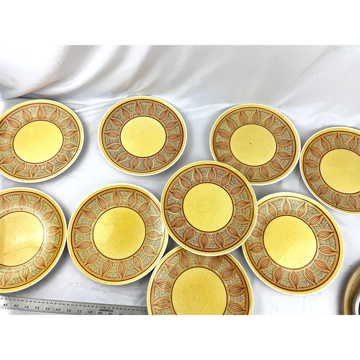 Lot of 9 Anchor Hocking Honey Gold Ironstone Dinner Plates MCM Stoneware 1970s