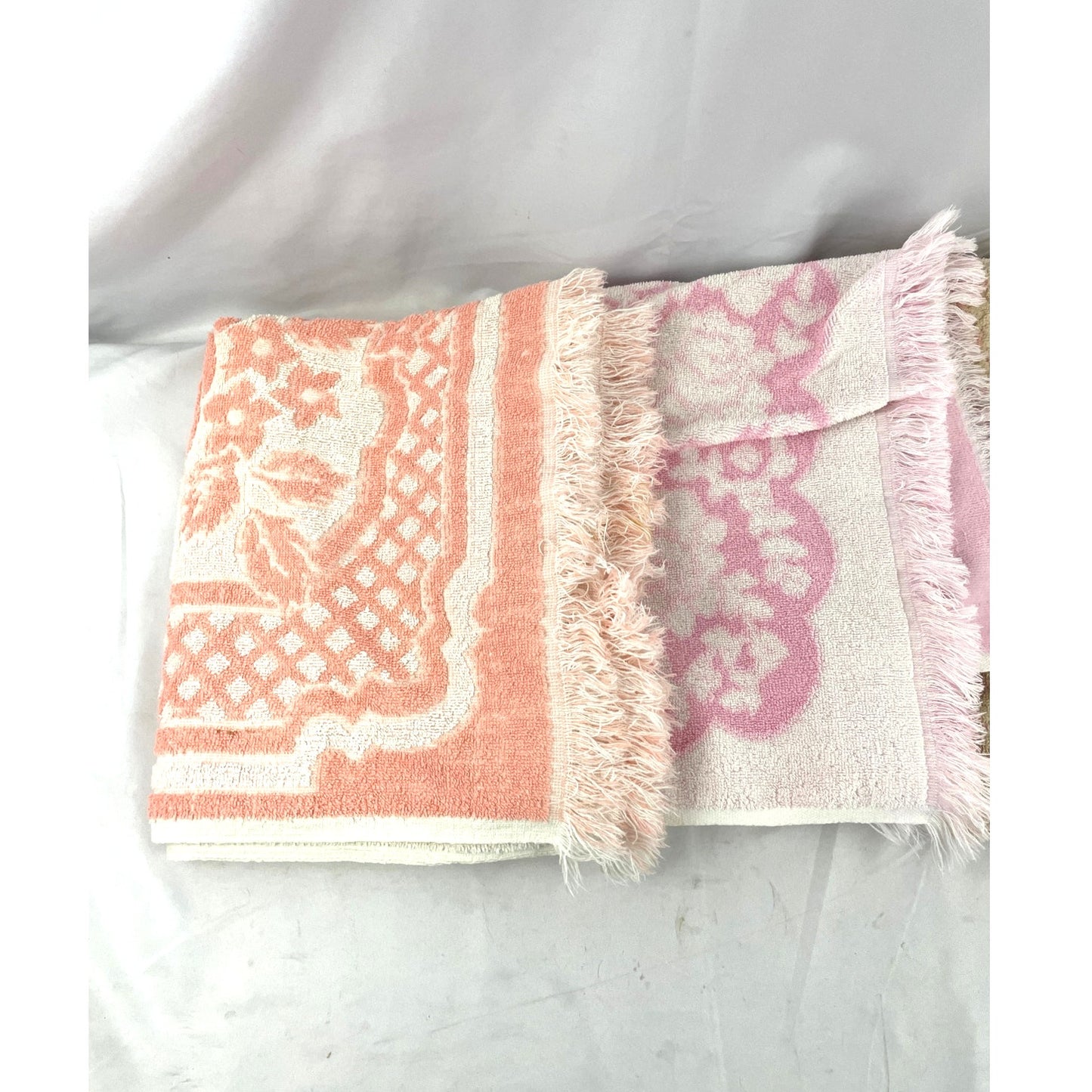 Copied - VTG Lot 4 Retro Floral Pink Hand Towels Canon 60s 70s Fringe Reversible