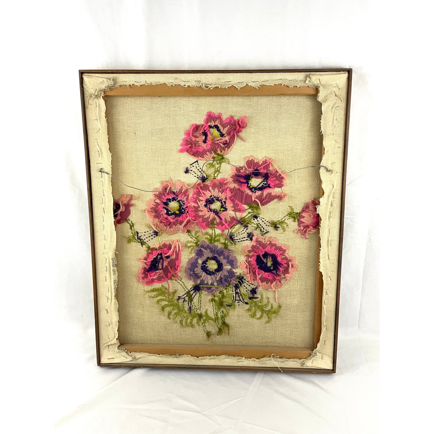 VTG Crewel Embroidery Floral Pink Flowers Framed 70's MCM Fiber Wall Art 20"X24"