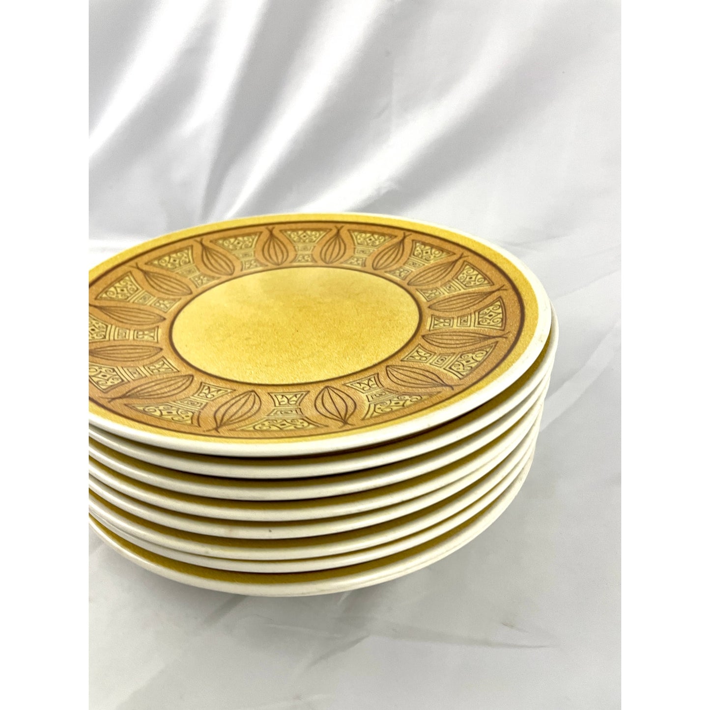 Lot of 9 Anchor Hocking Honey Gold Ironstone Dinner Plates MCM Stoneware 1970s