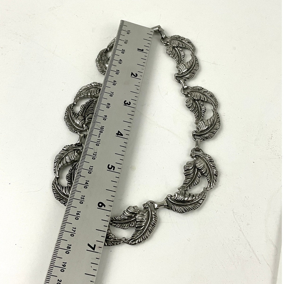 VTG Leaf Design Choker Necklace Pewter 12" Unique