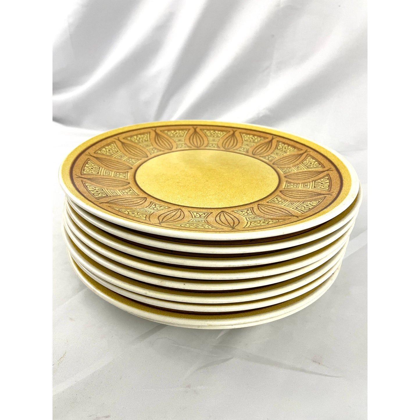 Lot of 9 Anchor Hocking Honey Gold Ironstone Dinner Plates MCM Stoneware 1970s