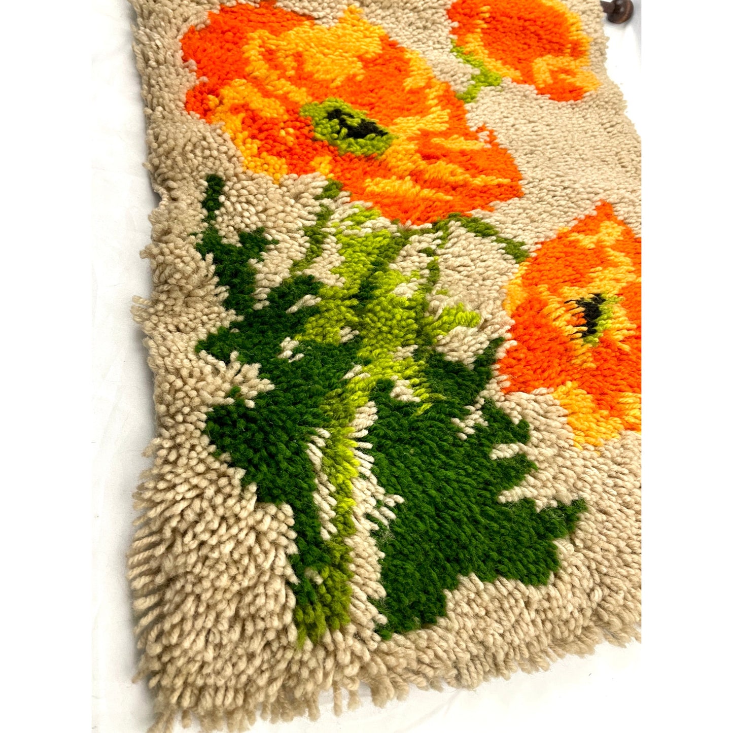 VTG Orange Poppies Latch Hook Rug Wall Hanging Artwork Flowers 19"x26" Handmade