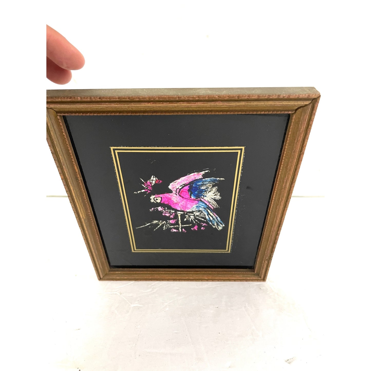 VTG Folk Art Tinsel Foil Reverse Artwork Framed 70s Parrot Bird 6.5"x8"