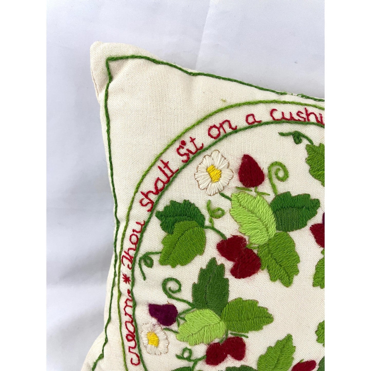 VTG Hand Stitched Strawberries Crewel Embroidery Throw Pillow 1080s 12"x12"