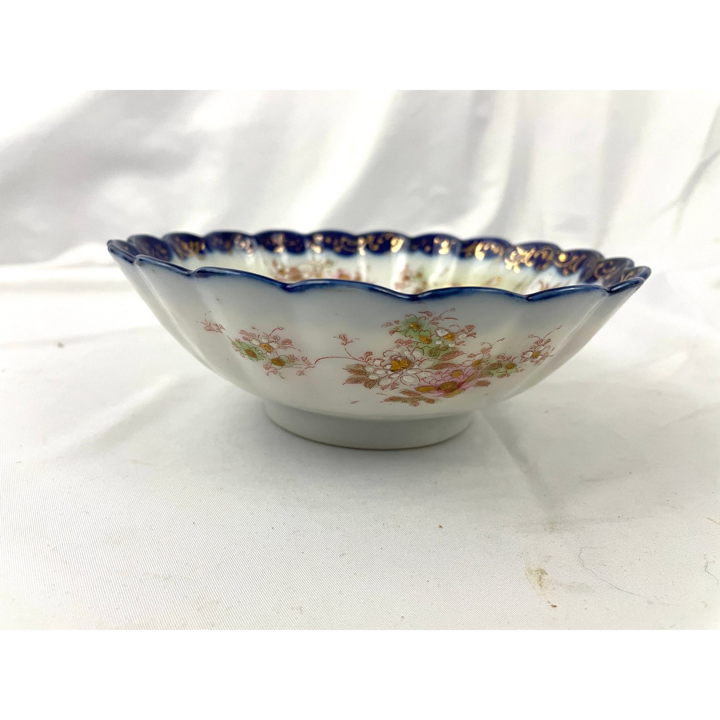 Antique Japanese Porcelain Bowl Hand Painted Floral Blue Gold Trim 7"