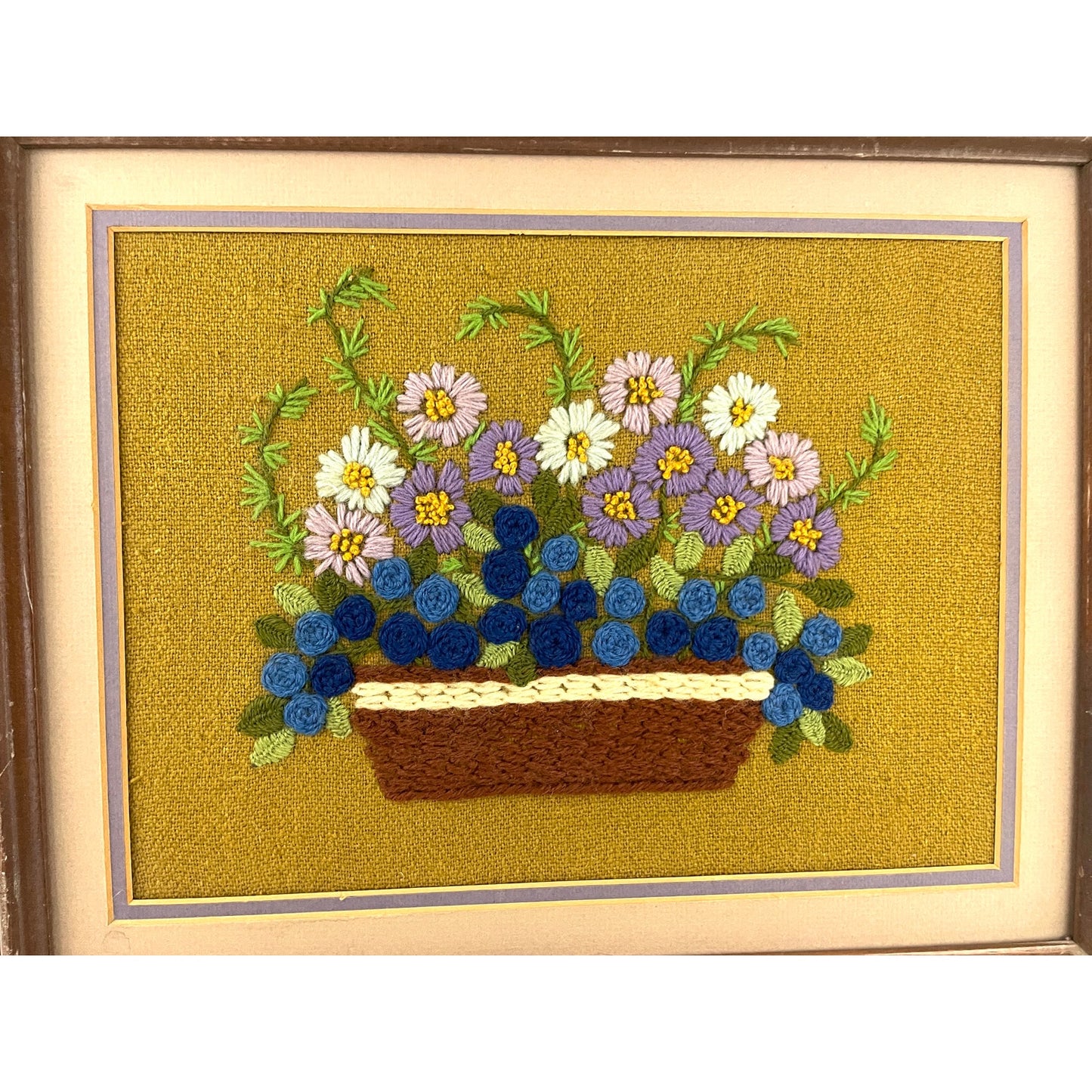 VTG Crewel Embroidery Floral Framed 70's Finished Fiber Wall Art 16"X14" MCM