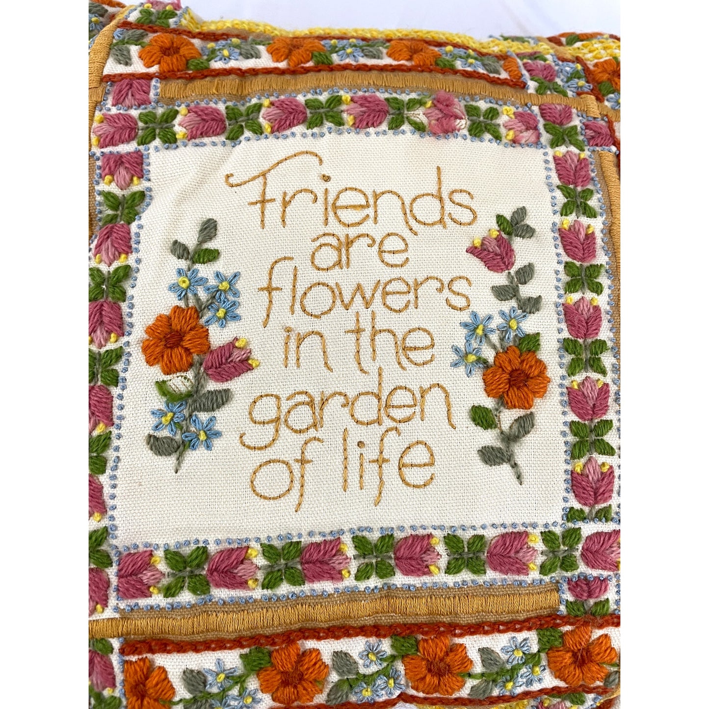 VTG Friendship Pillow 1980's Embroidery 0430 Granny Core Creative Circle 100% Wool Yarn