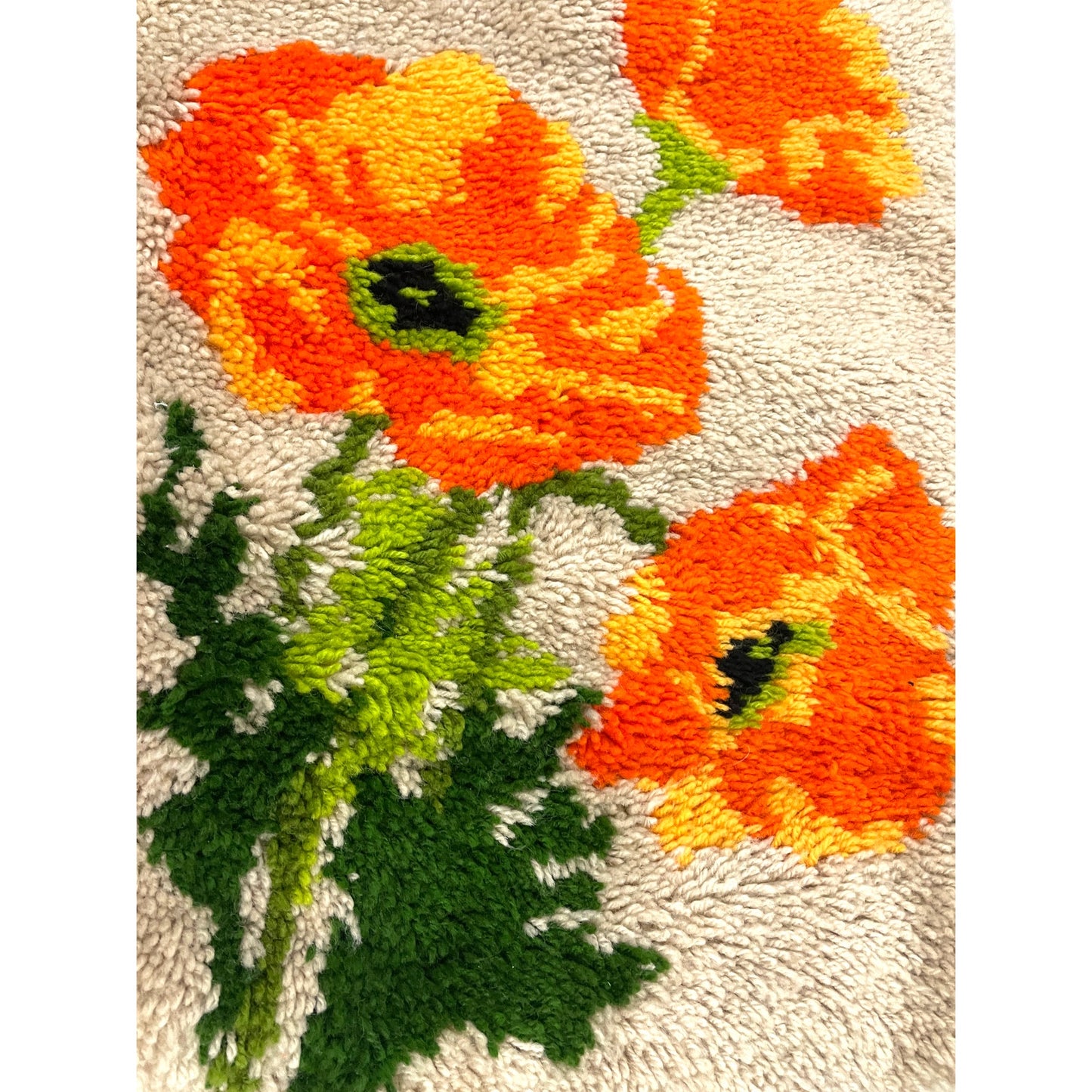 VTG Latch Hook Rug Wall Hanging Artwork Orange Poppies Flowers 21"x27" Handmade