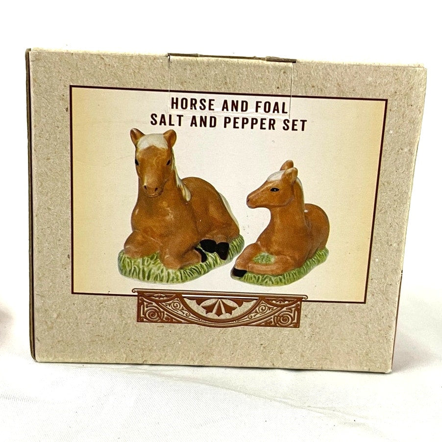 Horse and Foal Western Salt & Pepper Shakers Set NEW Cracker Barrel Exclusive