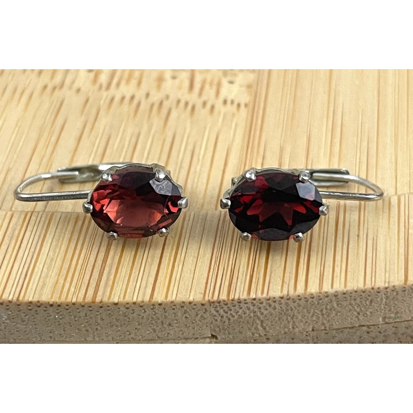 VTG Mozambique Garnet 925 Stamped Sterling Silver Leverbacks Earrings