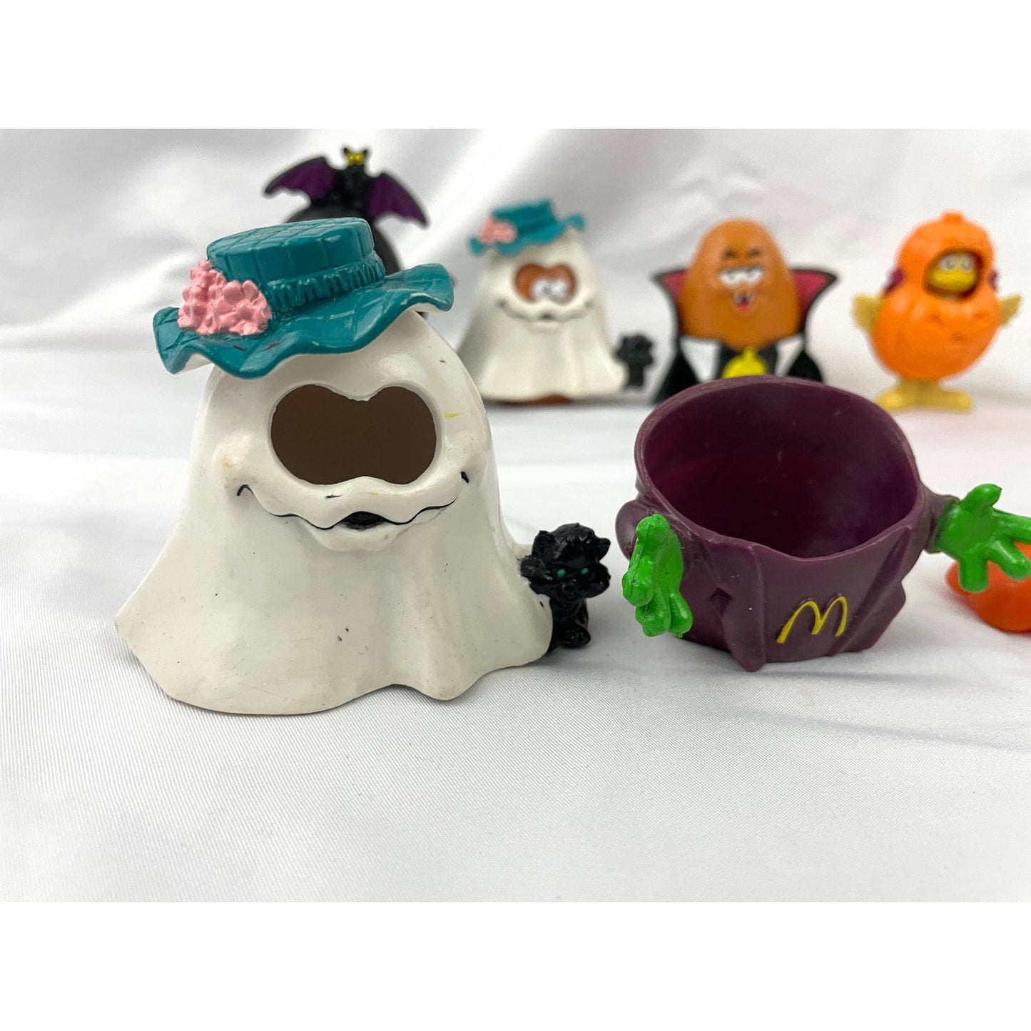 VTG McDonalds Halloween Chicken McNugget Nugget Buddies 17 PC 4 Nuggets