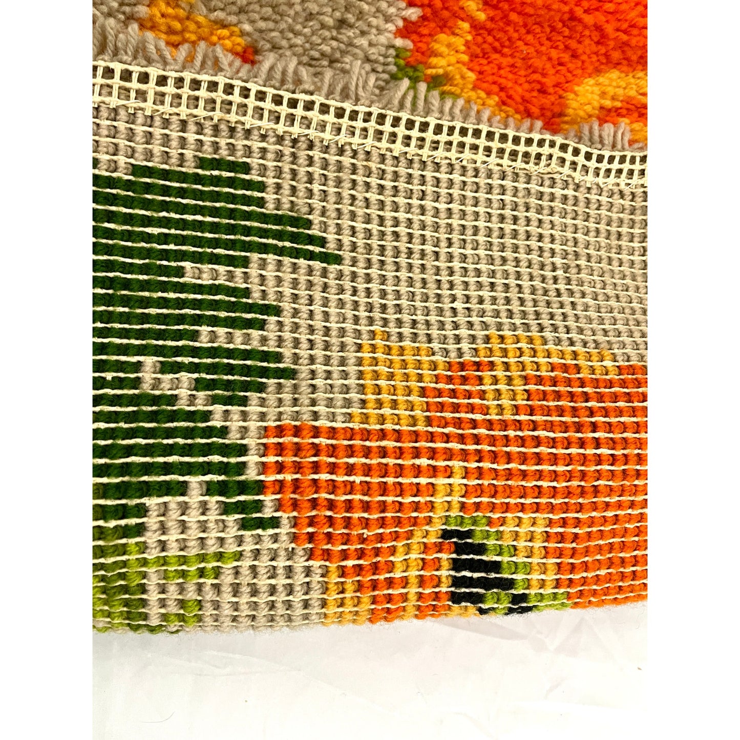 VTG Orange Poppies Latch Hook Rug Wall Hanging Artwork Flowers 19"x26" Handmade