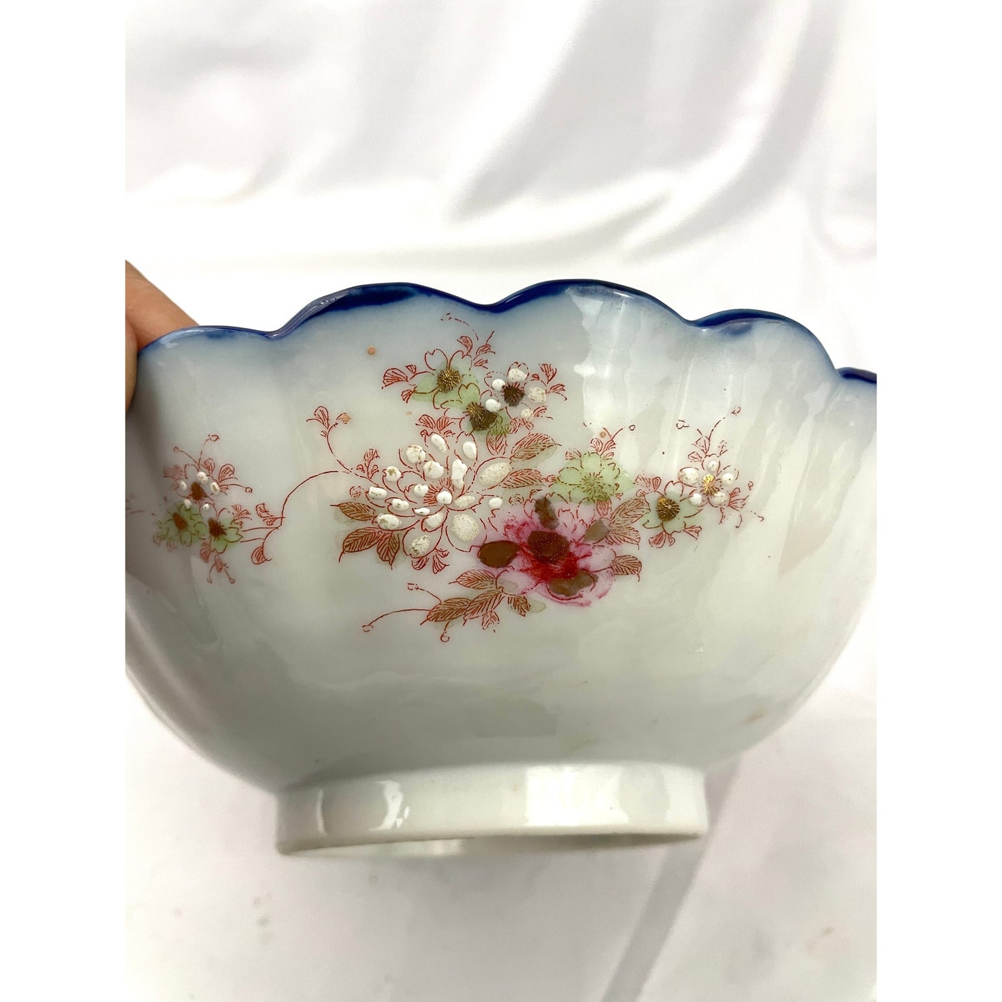 Antique Japanese Porcelain Bowl Hand Painted Floral Blue Gold Trim 7"