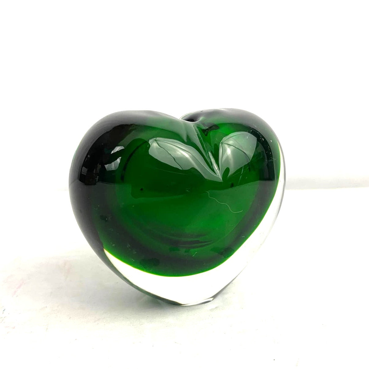 Crystal Green Clear Heart Shaped Paperweight Bud Vase Art Glass 2.5"